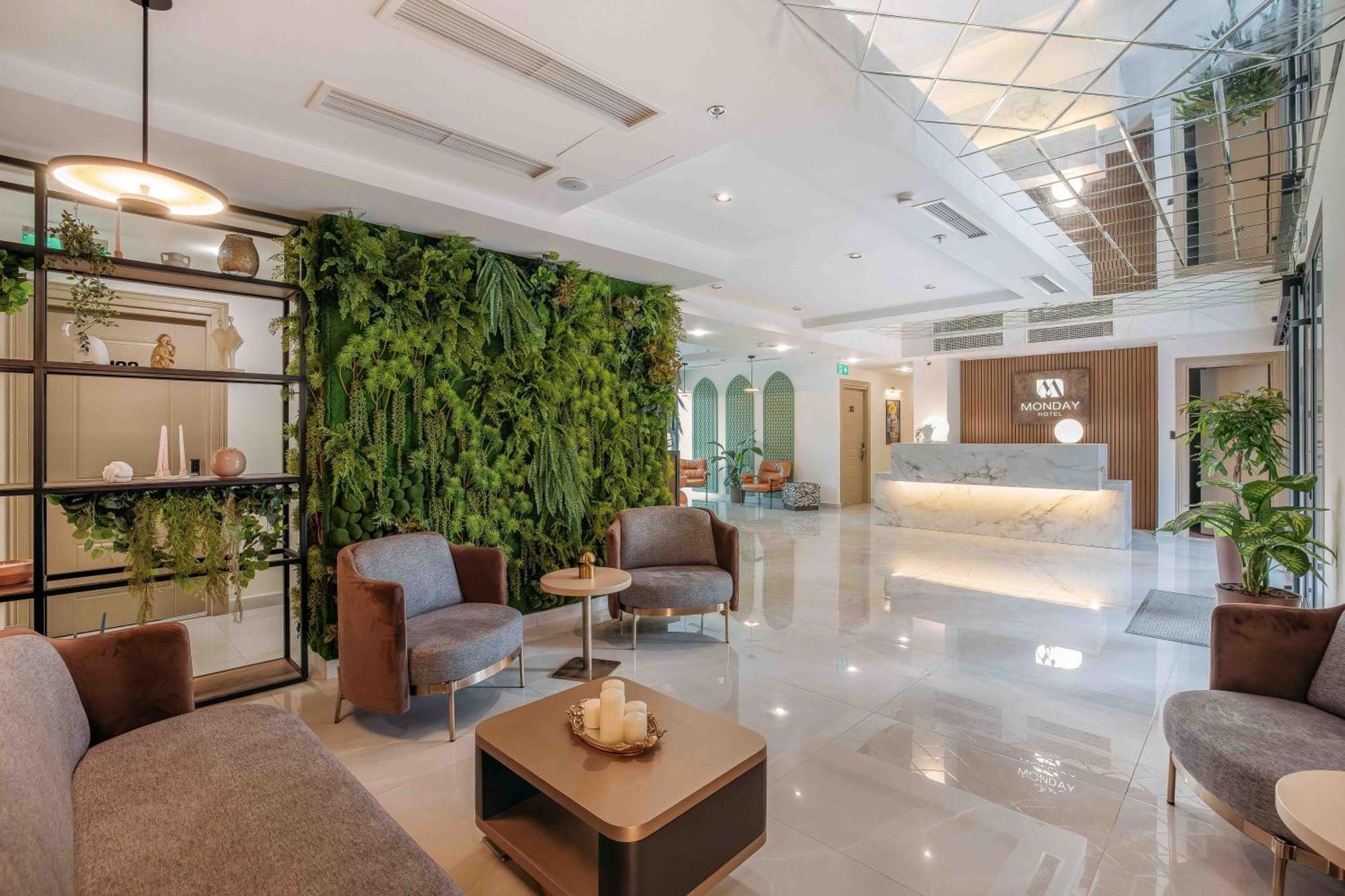 Hotel Monday By Dnt Group Tbilisi Exterior photo