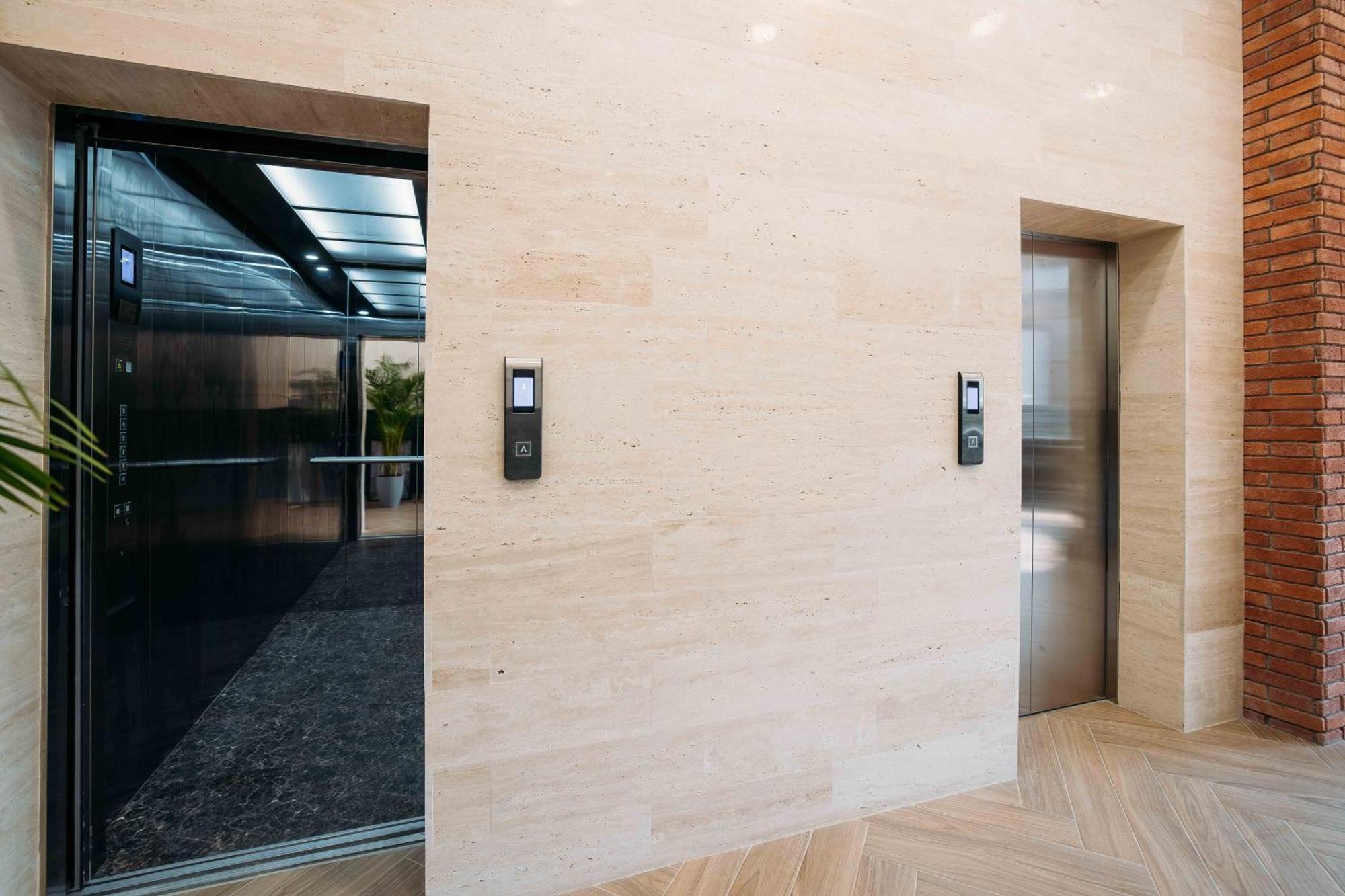 Hotel Monday By Dnt Group Tbilisi Exterior photo