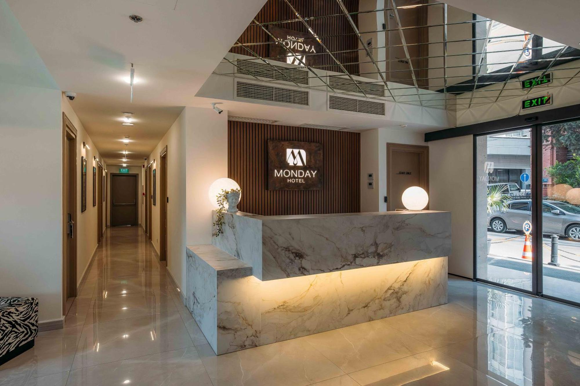 Hotel Monday By Dnt Group Tbilisi Exterior photo