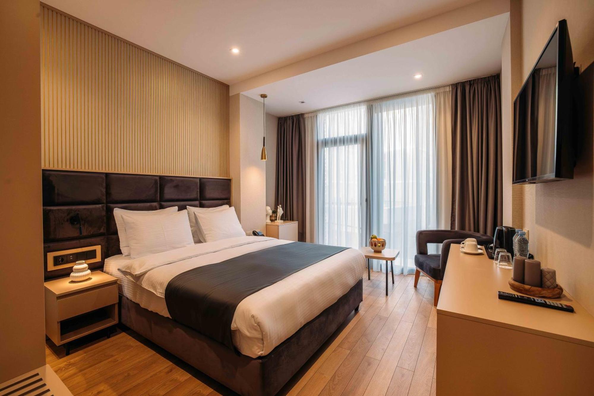 Hotel Monday By Dnt Group Tbilisi Exterior photo